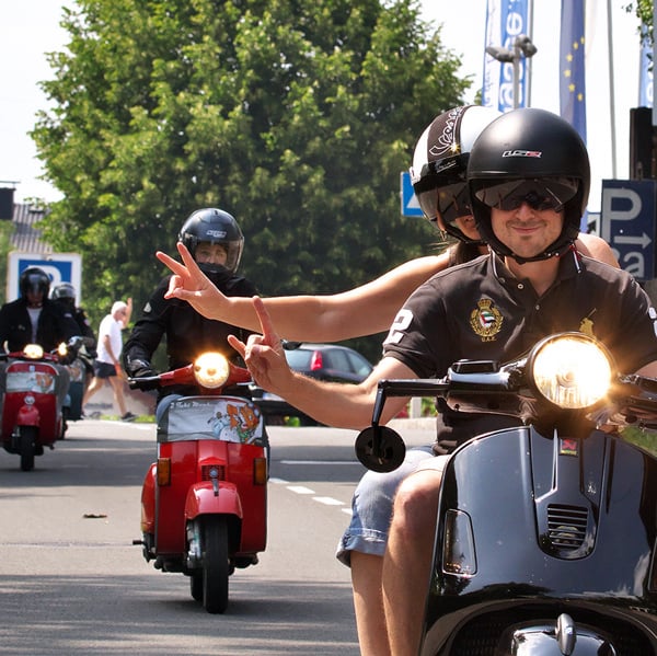 Vespa Lake Days